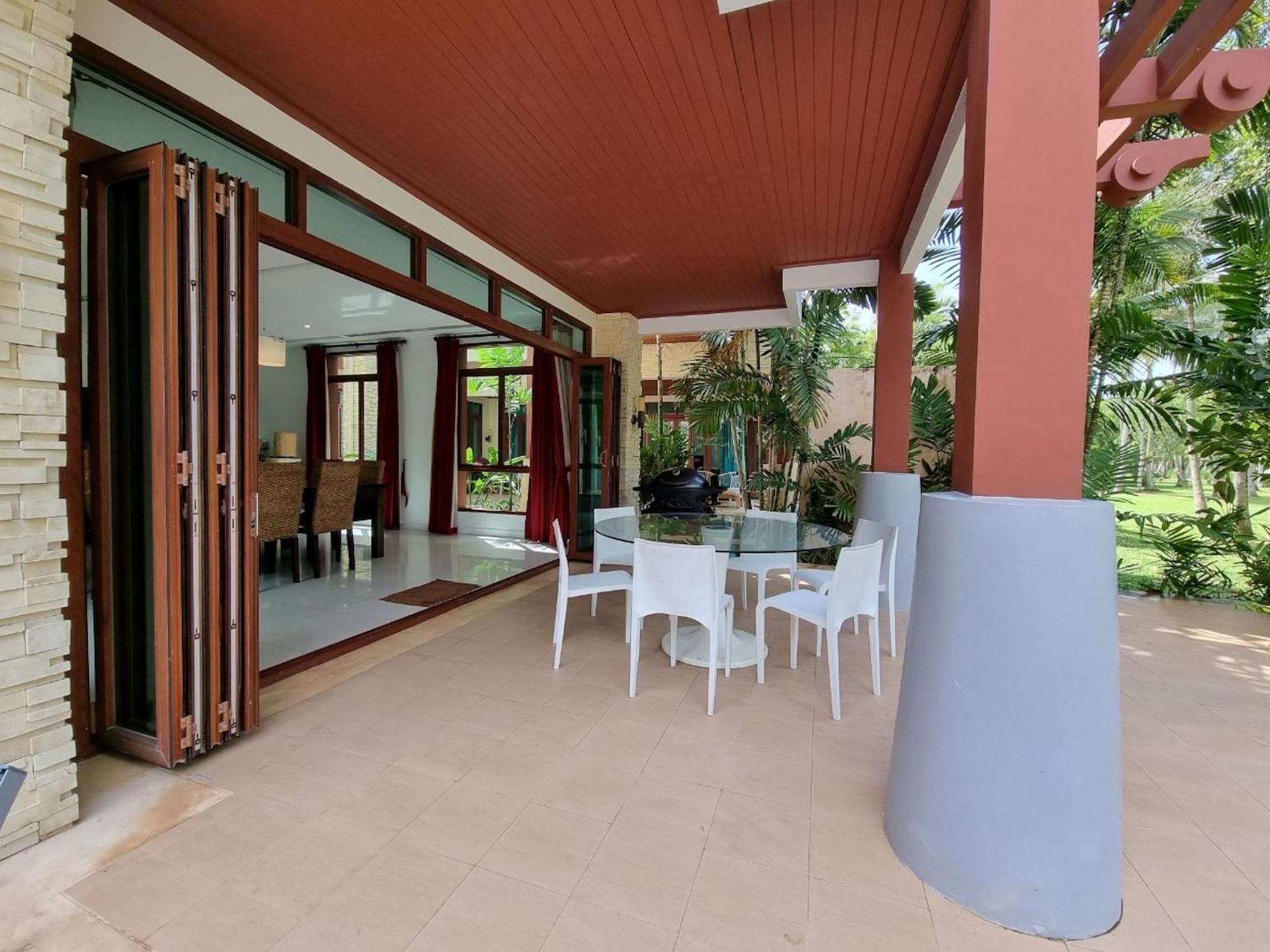 Amatapura Beachfront Villa 15, Sha Certified 아오남마오 외부 사진