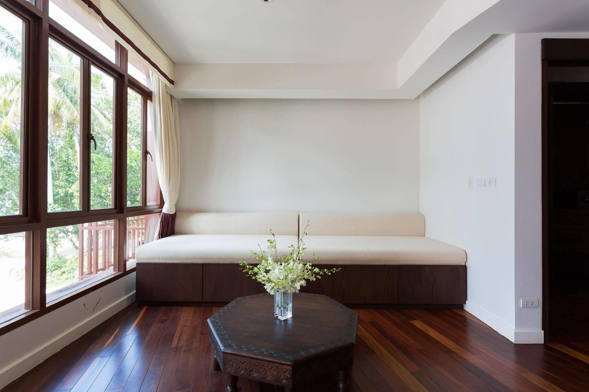 Amatapura Beachfront Villa 15, Sha Certified 아오남마오 외부 사진
