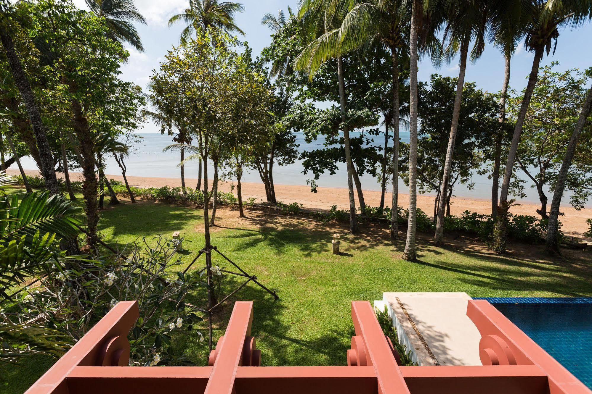 Amatapura Beachfront Villa 15, Sha Certified 아오남마오 외부 사진